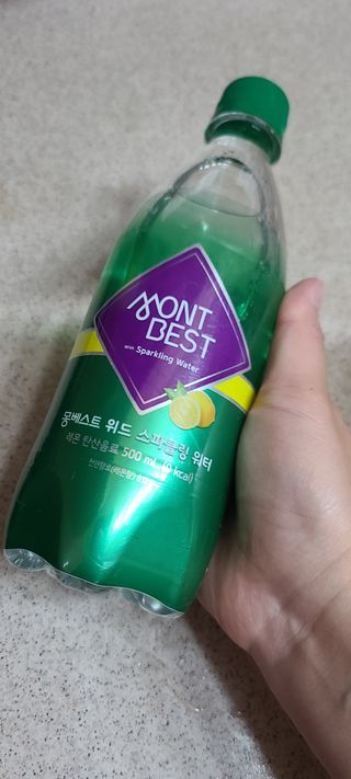 몽베스트 Montbest with Sparkling water Lemon OR Lime 20병(랜덤) — 5점을 준 리뷰어가 2022년 6월 올린 사용 사진