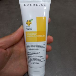 랑벨 비타 에너지 잡티 크림 75ml (피부 속 기미완화크림) — 4점을 준 리뷰어가 2022년 5월 올린 사용 사진