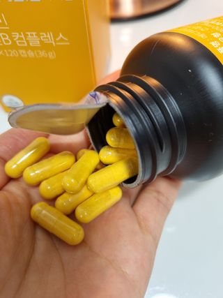 메디타민 비타민B 컴플렉스 — 5점을 준 리뷰어가 2021년 10월 올린 사용 사진