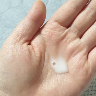 리더스코스메틱 리더스 카밍 바이오틱스 에센스 워터 — 5점을 준 리뷰어가 2021년 2월 올린 사용 사진