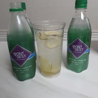 몽베스트 Montbest with Sparkling water Plain 20병 — 5점을 준 리뷰어가 2023년 3월 올린 사용 사진