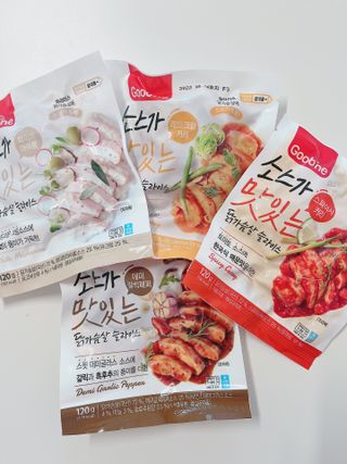 굽네몰 [굽네] 소스가 맛있는 닭가슴살 슬라이스 4종 — 5점을 준 리뷰어가 2021년 12월 올린 사용 사진