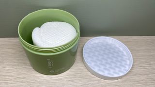 [후르디아] 약산성  모공 필링 패드(70매) — 5점을 준 리뷰어가 2021년 7월 올린 사용 사진
