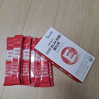 [인디닥터] 타이탄 BCAA 프로틴 젤리스틱 — 5점을 준 리뷰어가 2022년 6월 올린 사용 사진