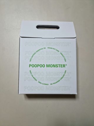 [푸푸몬스터](선물세트) 비건 펫 데오 스프레이(탈취제) 500ml (유향/무향 택 1)+산책 물통+메시지카드 — 4점을 준 리뷰어가 2022년 8월 올린 사용 사진