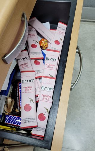 이롬 erom 타트체리 콜라겐 — 5점을 준 리뷰어가 2021년 3월 올린 사용 사진