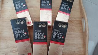 서울약사신협_투데이홍삼정플러스스틱_10g x 60포 — 5점을 준 리뷰어가 2021년 6월 올린 사용 사진