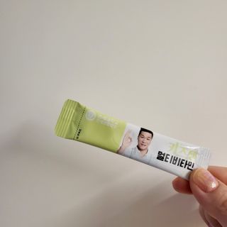 연세생활건강 키즈텐 멀티비타민 1BOX (30포) — 4점을 준 리뷰어가 2022년 5월 올린 사용 사진