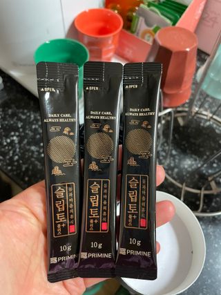 프리마인 자체 기업부설 연구소에서 찾아낸 건강한 수면의 비밀.  슬립토 플러스 30포 — 5점을 준 리뷰어가 2023년 5월 올린 사용 사진