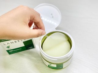 랑벨 랑바이오 블랙 시카 퀵 패드 100매 (3초 쿨링/3분 흡수, 블랙비 프로폴리스/시카 4종 함유, 대용량) — 5점을 준 리뷰어가 2022년 5월 올린 사용 사진
