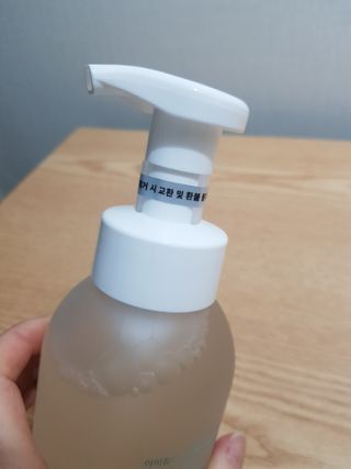 아미퓨어 [라이브] 피부장벽 강화를 위한 머랭 버블 클렌저 천연계면활성제로 온가족 사용가능 — 5점을 준 리뷰어가 2021년 6월 올린 사용 사진