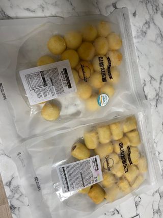 Dog&Ball 독앤볼 [Dog&Ball] 미니찹쌀볼도그 찹쌀치즈볼 — 5점을 준 리뷰어가 2021년 9월 올린 사용 사진