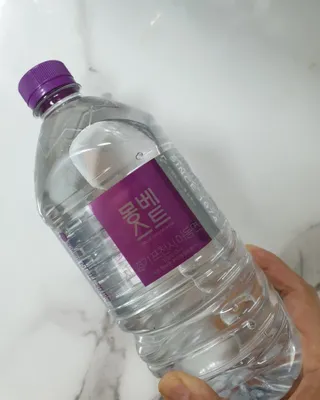 몽베스트 MONTBEST 1L 12입 — 5점을 준 리뷰어가 2022년 4월 올린 사용 사진