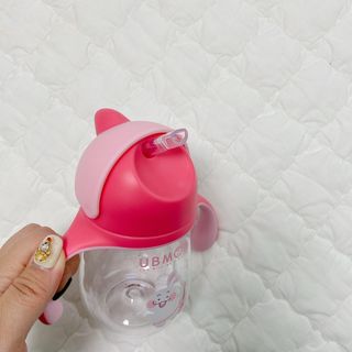 유비맘 트라이탄 코니빨대컵_컬러 랜덤 발송 — 5점을 준 리뷰어가 2020년 12월 올린 사용 사진