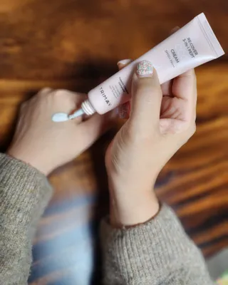 트리마이 3가지 기능을 동시에 느낄 수 있는 Color Control Change, 리커버리 3인1 펩트 CCC 크림 — 5점을 준 리뷰어가 2022년 11월 올린 사용 사진