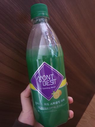 몽베스트 Montbest with Sparkling water Lemon OR Lime 20병(랜덤) — 5점을 준 리뷰어가 2021년 10월 올린 사용 사진