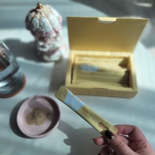 디오르 파인화이트 — 5점을 준 리뷰어가 2022년 2월 올린 사용 사진