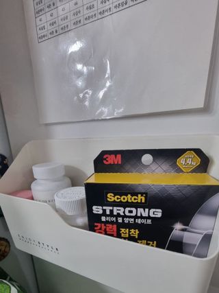 3M 스카치 초강력 클리어겔 실리콘 아크릴 양면테이프 30mmx3m 1개 — 5점을 준 리뷰어가 2025년 7월 올린 사용 사진