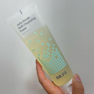 닥터에프파이브 젤리스크럽 소프트 클렌징폼 120ml — 5점을 준 리뷰어가 2022년 5월 올린 사용 사진