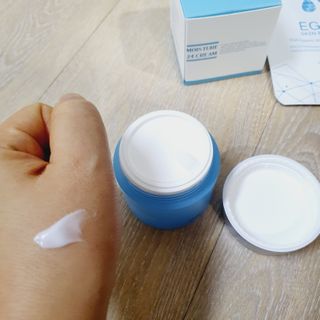 Dr.느루벗 느루벗 모이스쳐 24 크림 — 5점을 준 리뷰어가 2021년 2월 올린 사용 사진