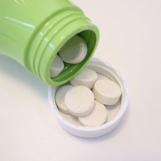 앙팡 멀티비타민미네랄 1200mg x 60정 — 5점을 준 리뷰어가 2022년 11월 올린 사용 사진