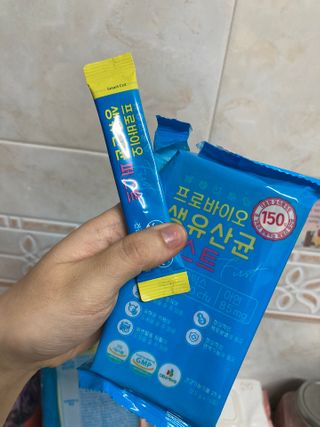 헬스업 핼스업 프로바이오 생유산균 퍼스트 — 4.5점을 준 리뷰어가 2021년 2월 올린 사용 사진