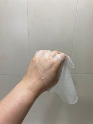 Dr.느루벗 느루벗 EGF FGF 스킨 리커버리 마스크 10장 — 4점을 준 리뷰어가 2021년 4월 올린 사용 사진