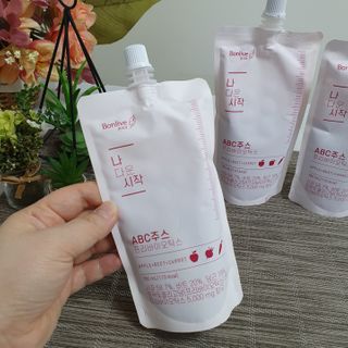 12월 15일 출시, 건강기능식품 브랜드 본리브 나 다운 시작 제품 3종 — 5점을 준 리뷰어가 2021년 2월 올린 사용 사진