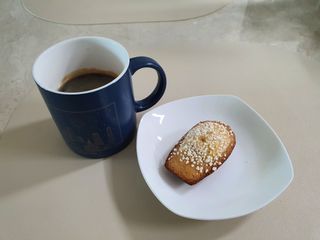 [메종콜리브리] 프랑스 마들렌 메종콜리브리 레몬 마들렌 2팩 — 4점을 준 리뷰어가 2022년 3월 올린 사용 사진