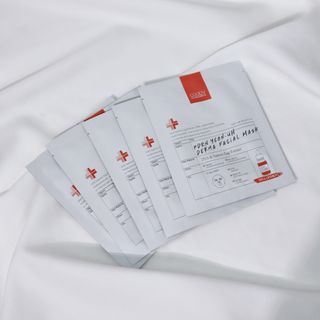 쿠피 피디알엔 연어 더마 페이셜 마스크 — 5점을 준 리뷰어가 2021년 11월 올린 사용 사진