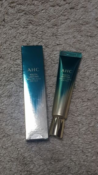 [NEW 탄력유턴 아이크림] AHC 유스 래스팅 리얼 아이크림 포 페이스 — 5점을 준 리뷰어가 2021년 3월 올린 사용 사진