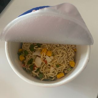 NISSIN 닛신 컵누들  4종 - 씨푸드오리지날, 씨푸드 스파이시, 씨푸드 커리, 씨푸드 XO소스 — 5점을 준 리뷰어가 2023년 1월 올린 사용 사진