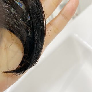 심플리오 비오틴 탈모케어 샴푸 — 4점을 준 리뷰어가 2021년 6월 올린 사용 사진