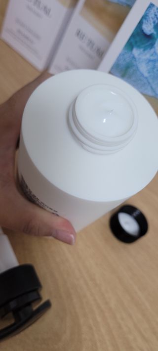 레츄얼 더 센트 바디로션 시크릿 파라다이스(500ml) — 5점을 준 리뷰어가 2022년 7월 올린 사용 사진
