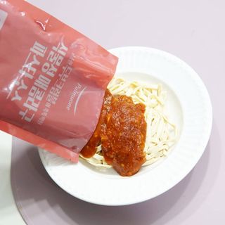 [풀무원] 식물성 저당질식 세트, 두부면 매콤라구파스타와 두부면 직화짜장 — 5점을 준 리뷰어가 2021년 3월 올린 사용 사진