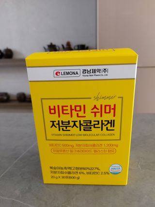 자연에온 경남제약 비타민 쉬머 저분자콜라겐 20g x 30포 — 5점을 준 리뷰어가 2021년 12월 올린 사용 사진
