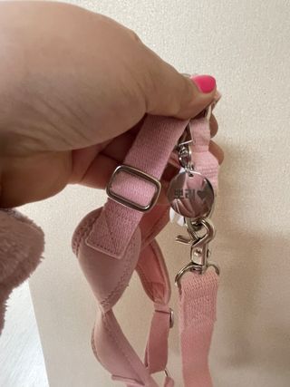 컴바이유 써지컬 각인 키링 [반려동물 인식표, 커플 키링, 가족 키링] — 5점을 준 리뷰어가 2022년 3월 올린 사용 사진