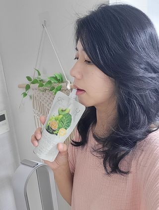 딜라이트 프로젝트 착즙주스 3종(푸룬&사과 착즙주스/그린샐러드 착즙주스/한라봉&감귤주스) — 5점을 준 리뷰어가 2022년 7월 올린 사용 사진