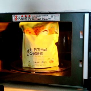 [푸딩팩토리] 요잇조잇 닭갈비 닭가슴살/김치 닭가슴살 곤약볶음밥 2종 (김치볶음밥 2개 닭갈비 볶음밥 1개) — 5점을 준 리뷰어가 2022년 7월 올린 사용 사진