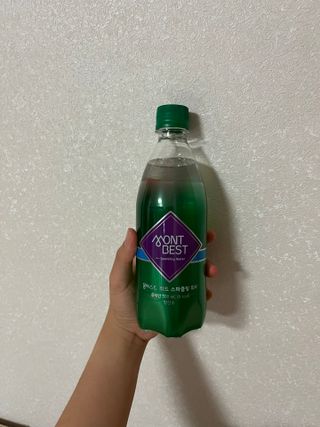 몽베스트 Montbest with Sparkling water Plain 20병 — 5점을 준 리뷰어가 2022년 6월 올린 사용 사진