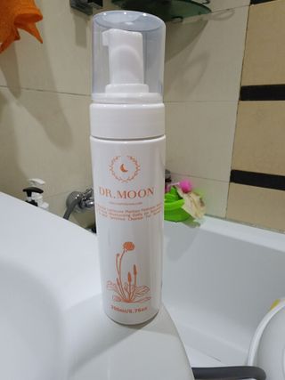 MF프리 [닥터문] 유산균 락토케어 질경초 여성청결제 200ml (폼타입) — 5점을 준 리뷰어가 2022년 9월 올린 사용 사진