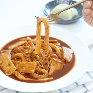 [푸딩팩토리] 요즘누들떡볶이540g + 매콤누들떡볶이 470g — 5점을 준 리뷰어가 2022년 9월 올린 사용 사진