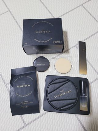 수려한 더 블랙 텐션 핏 메쉬쿠션 — 5점을 준 리뷰어가 2024년 1월 올린 사용 사진