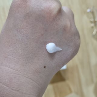 셀프 모이스처라이징 프로텍션 크림 셀프 모이스처라이징 프로텍션크림 — 5점을 준 리뷰어가 2022년 4월 올린 사용 사진