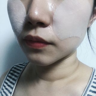 리더스코스메틱 리더스 카밍 바이오틱스 퀵 수딩 패드 — 5점을 준 리뷰어가 2022년 8월 올린 사용 사진