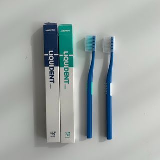 리퀴덴트 오랄케어 온가족용 리퀴덴트 더더 오랄케어 무불소 치약 + 임상시험완료 이중 미세 엠보싱 칫솔 올데이세트 — 5점을 준 리뷰어가 2021년 1월 올린 사용 사진