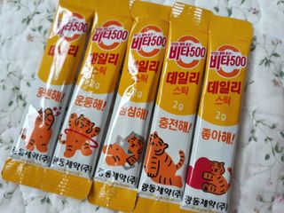 광동생활건강 [광동] 비타 500 데일리 스틱 VB, VC를 함유한 멀티비타민 30포+30포 — 3.5점을 준 리뷰어가 2022년 6월 올린 사용 사진