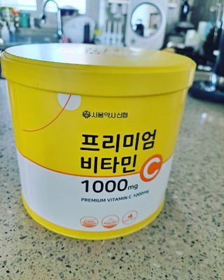 서울약사신협 프리미엄비타민C1000_2.5G x 100포 — 5점을 준 리뷰어가 2021년 5월 올린 사용 사진