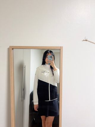 다운블로우DBFWLW-2000-1W FW 여자 스포츠 기능성 골프웨어 기모 이너 티셔츠 (화이트) — 5점을 준 리뷰어가 2024년 12월 올린 사용 사진