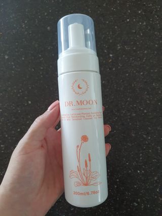 MF프리 [닥터문] 유산균 락토케어 질경초 여성청결제 200ml (폼타입) — 5점을 준 리뷰어가 2022년 6월 올린 사용 사진